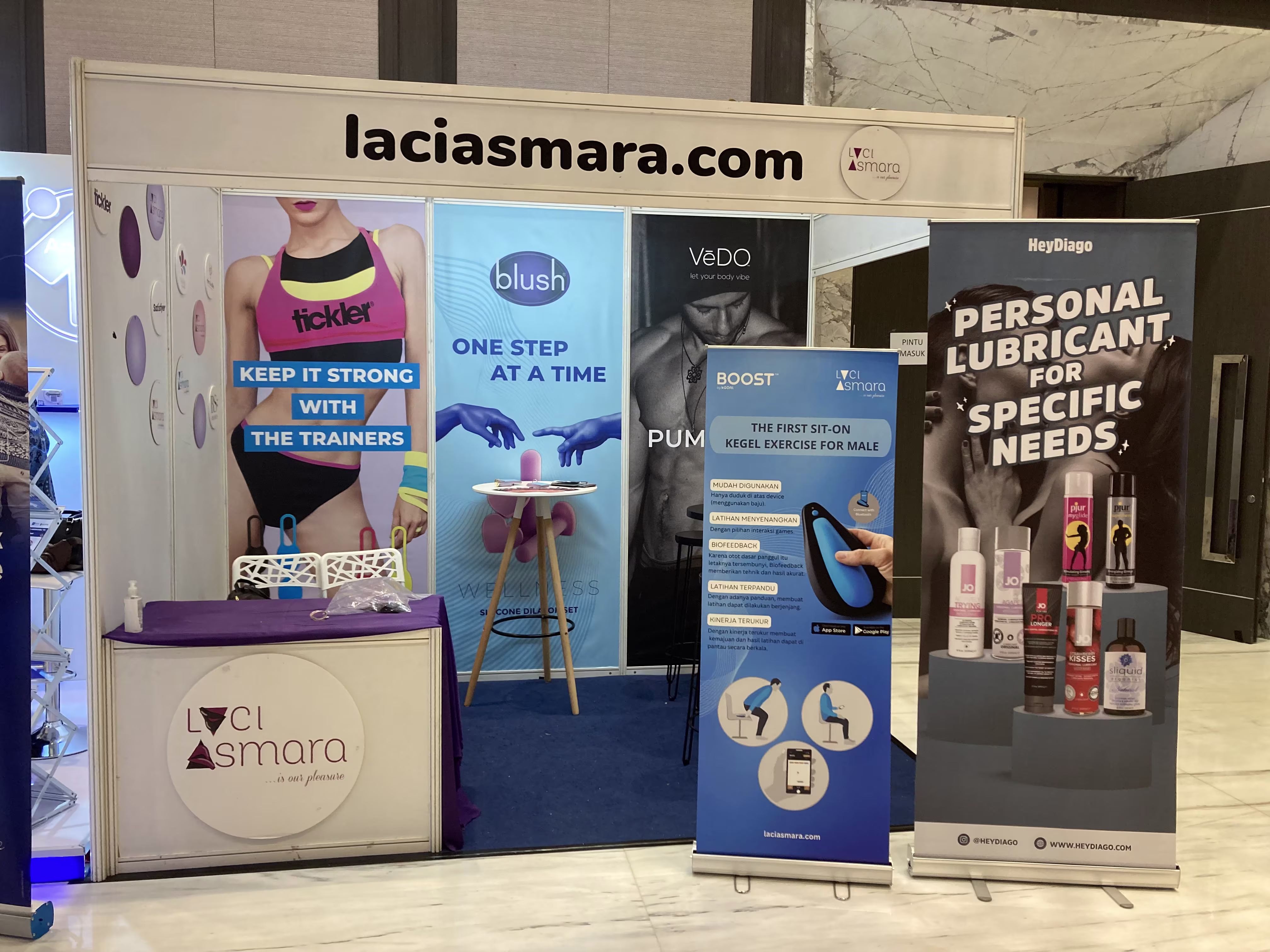 The official Laciasmara exhibition booth display set up at Kongres Nasional IV Asosiasi Seksologi Indonesia